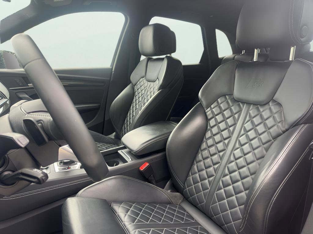 Used 2020 Audi SQ5 Prestige image 38