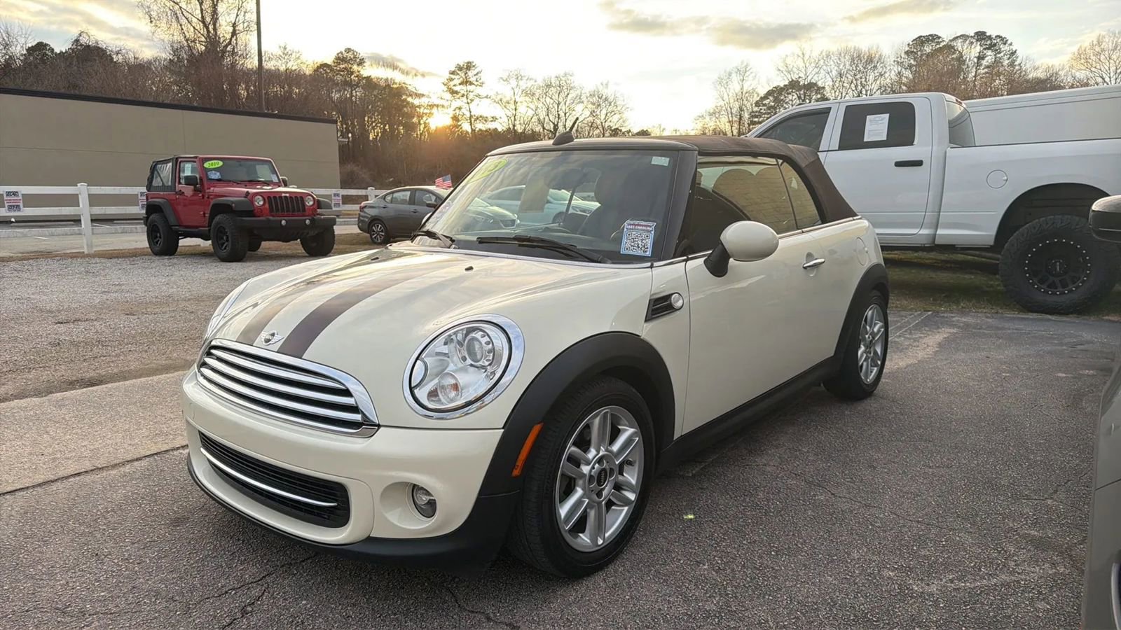 Used 2013 MINI Cooper Convertible image 7