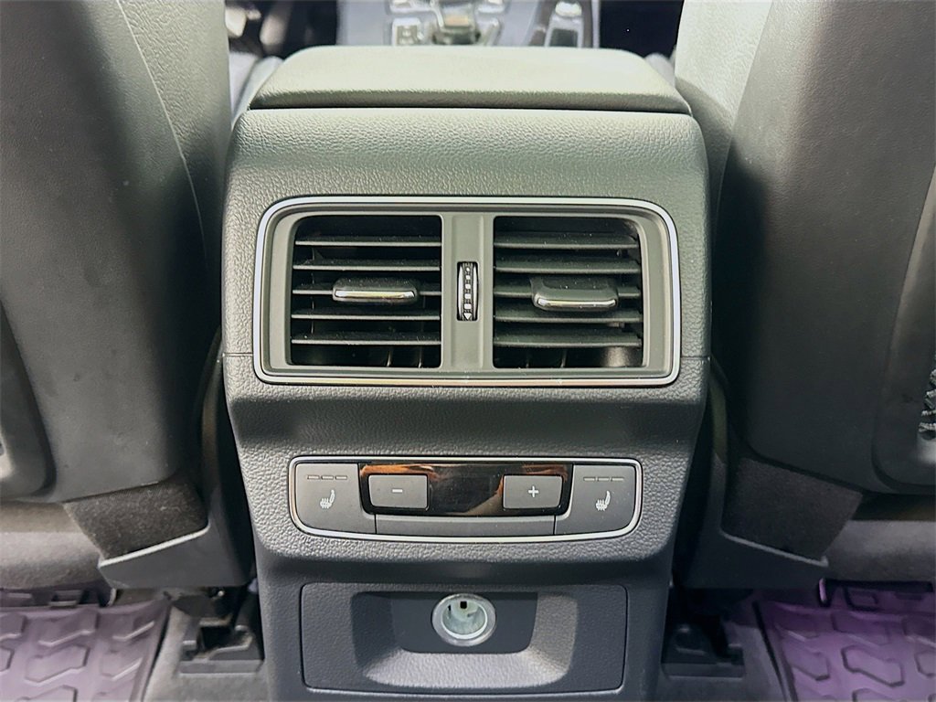 Used 2018 Audi Q5 Prestige w/ Prestige Package image 27