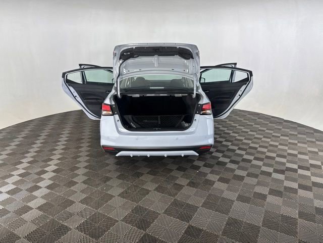 Certified 2025 Nissan Versa SR w/ Trunk Package FWD image 15