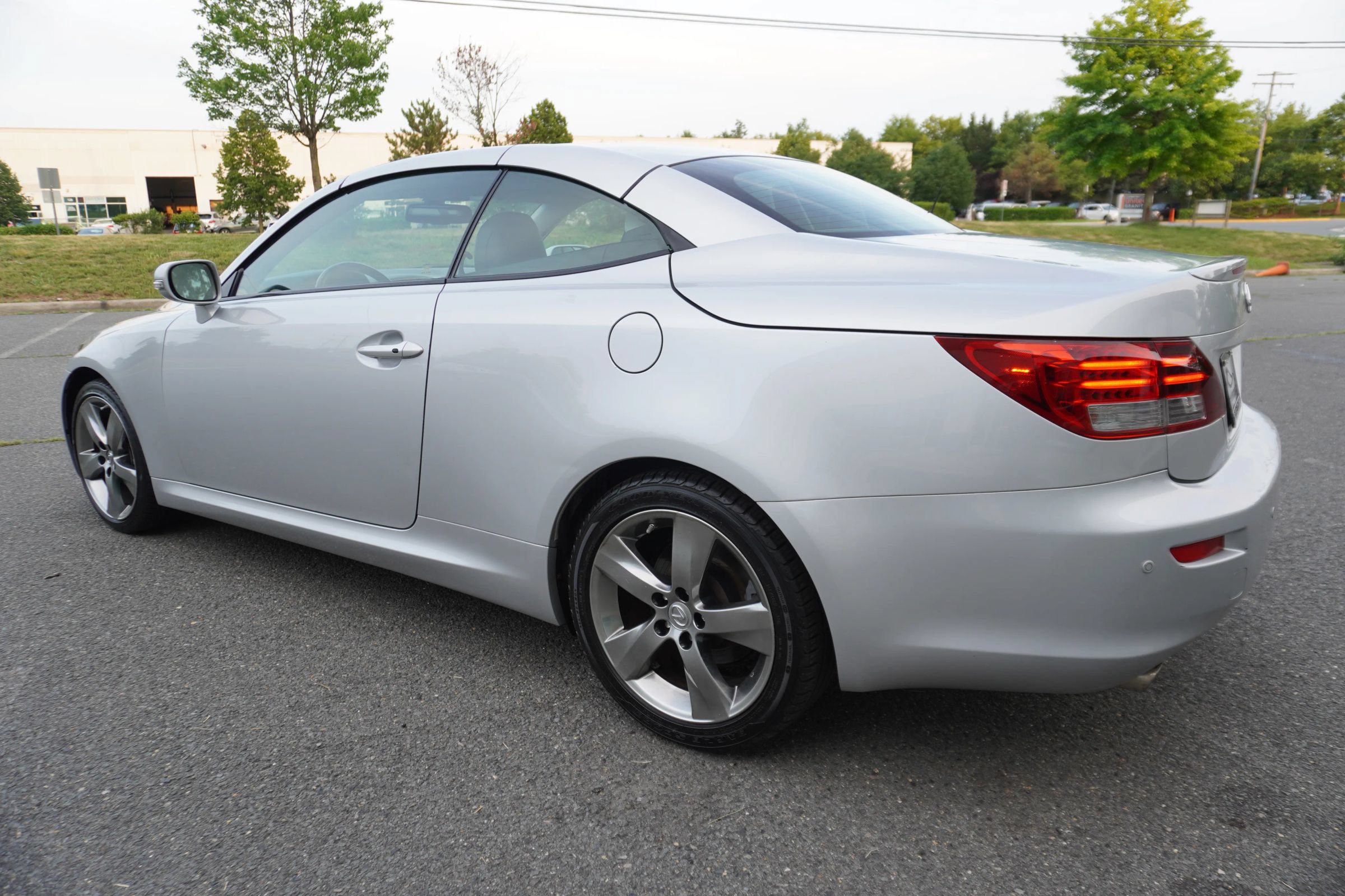 Used 2011 Lexus IS 250C RWD image 5