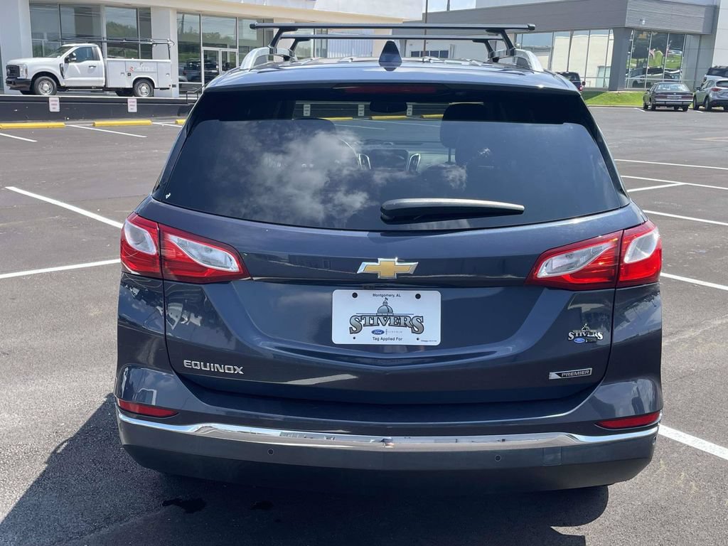 Used 2018 Chevrolet Equinox Premier FWD image 4