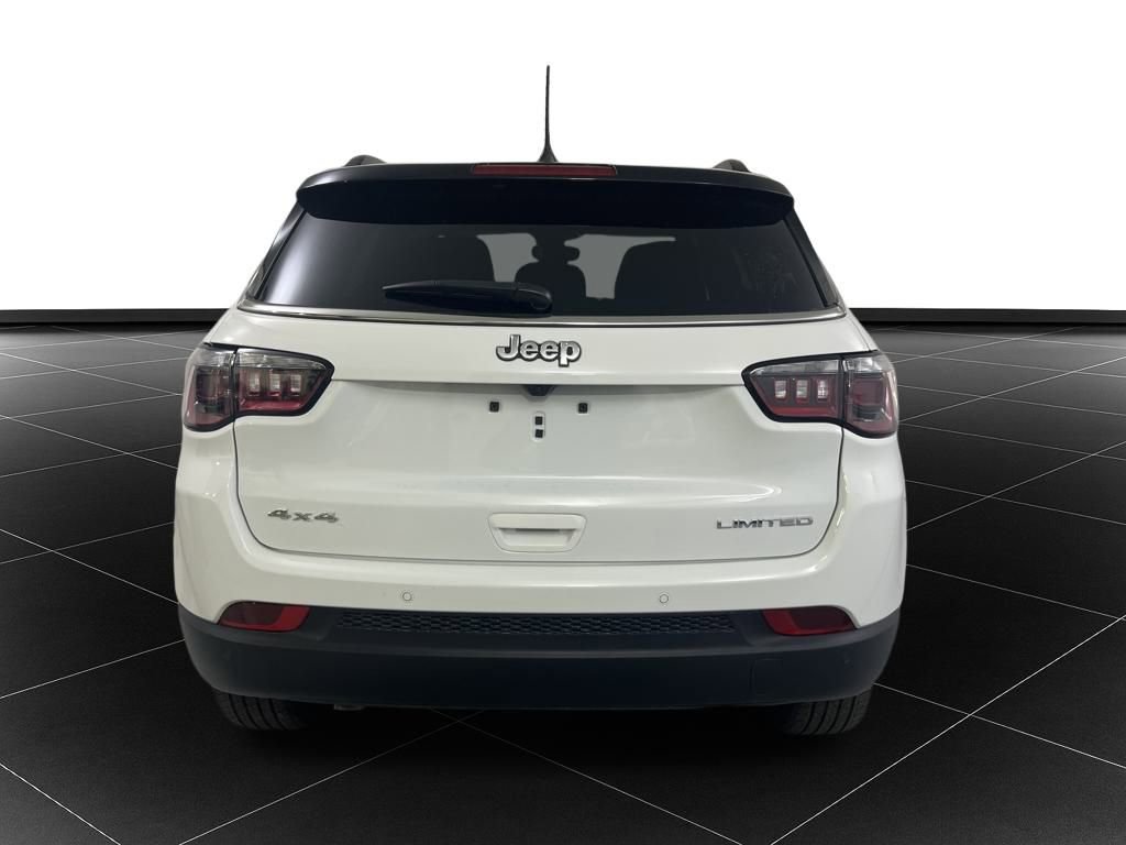 Used 2025 Jeep Compass Limited image 4