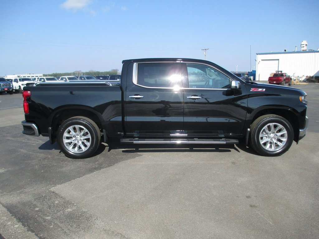 Used 2021 Chevrolet Silverado 1500 LTZ w/ LTZ Premium Package image 4