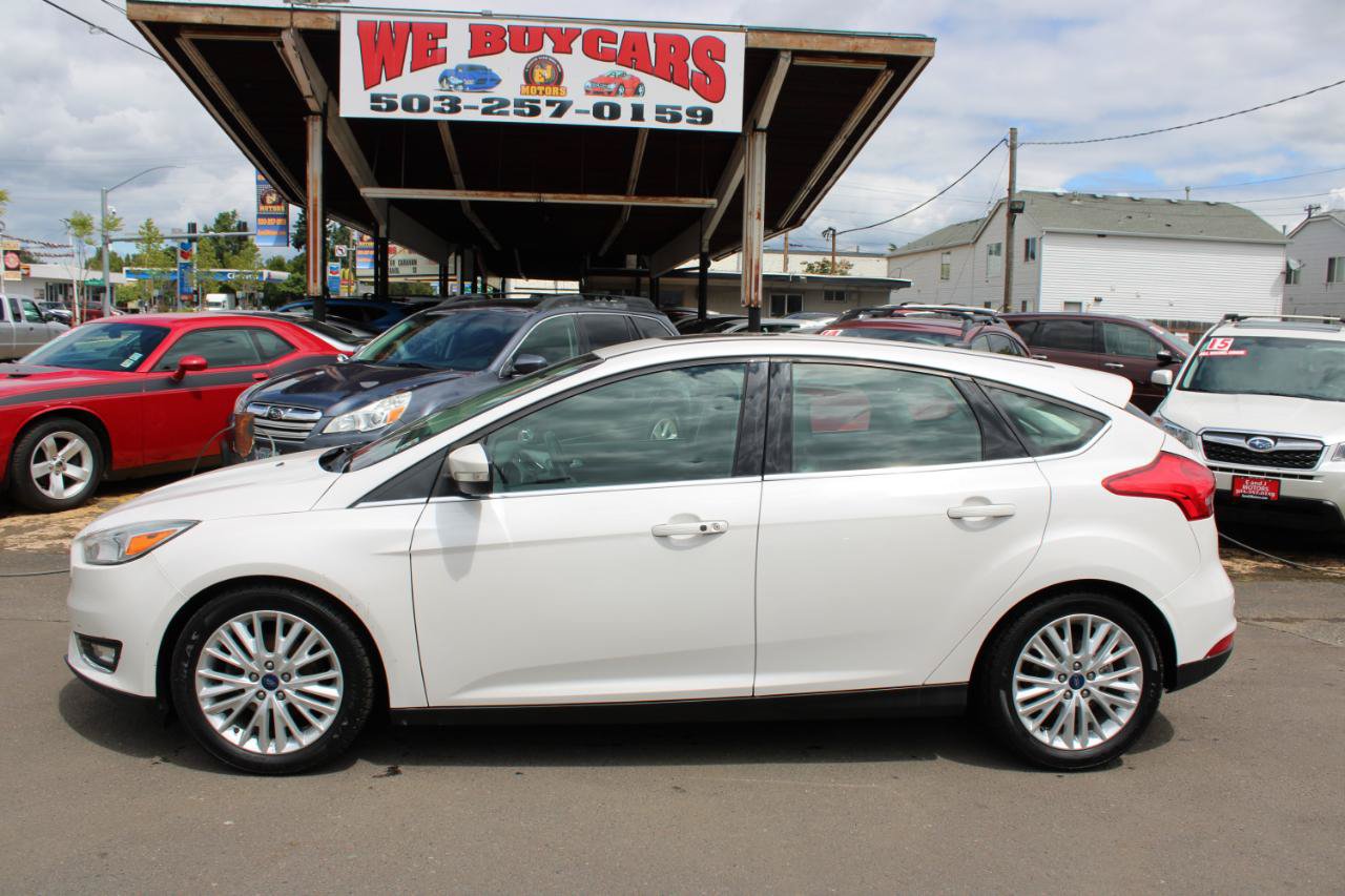 Used 2018 Ford Focus Titanium FWD image 3