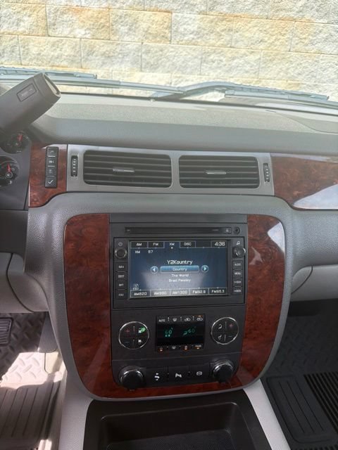 Used 2011 Chevrolet Silverado 3500 LTZ w/ LTZ Plus Package AWD/4WD image 7