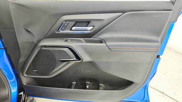 Used 2025 Chevrolet Silverado EV RST image 27