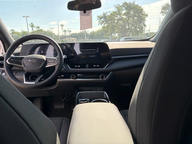 New 2026 Chevrolet Equinox LT w/ Midnight Edition FWD image 23