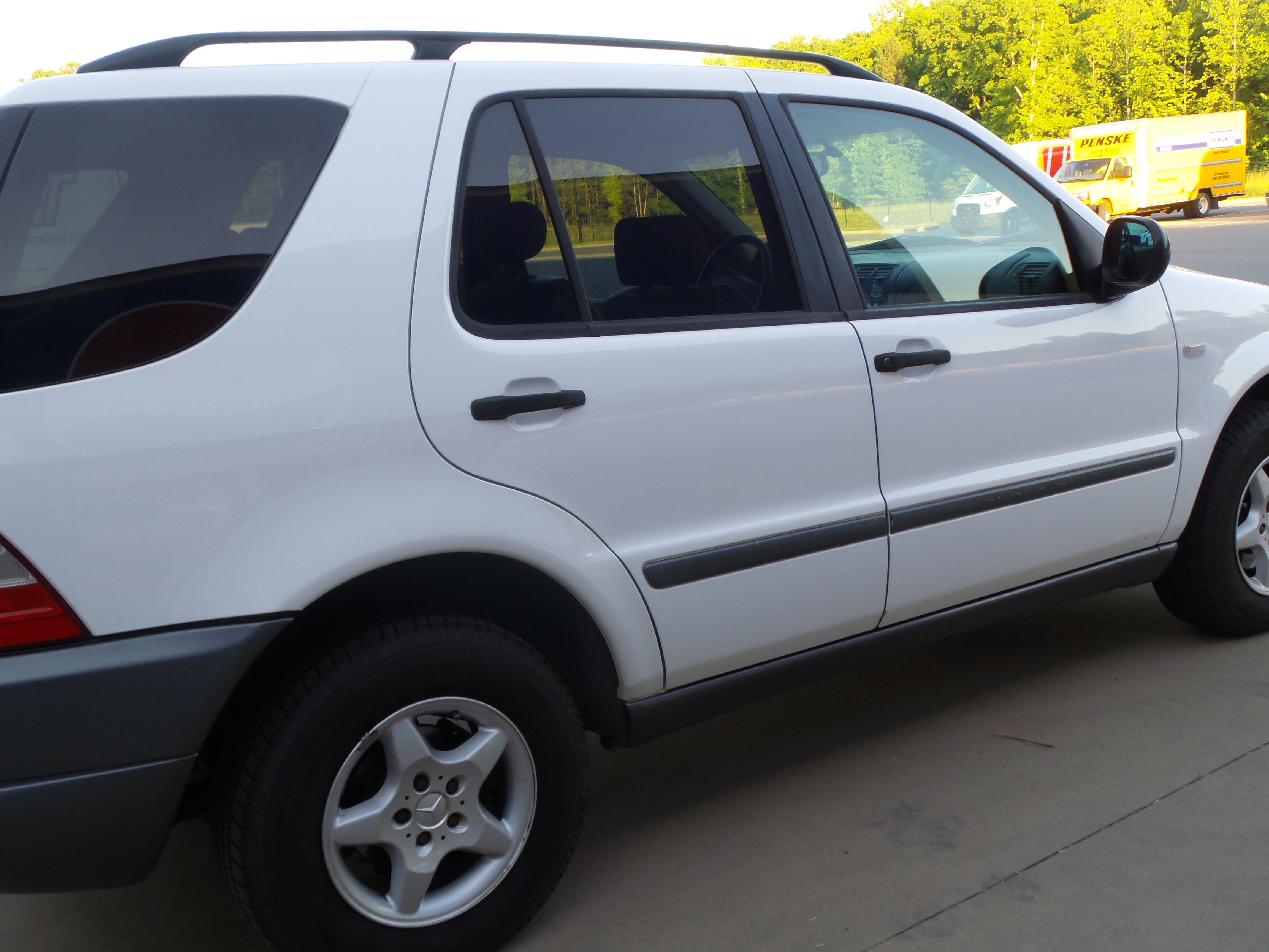 Used 1999 Mercedes-Benz ML 320 4MATIC image 10