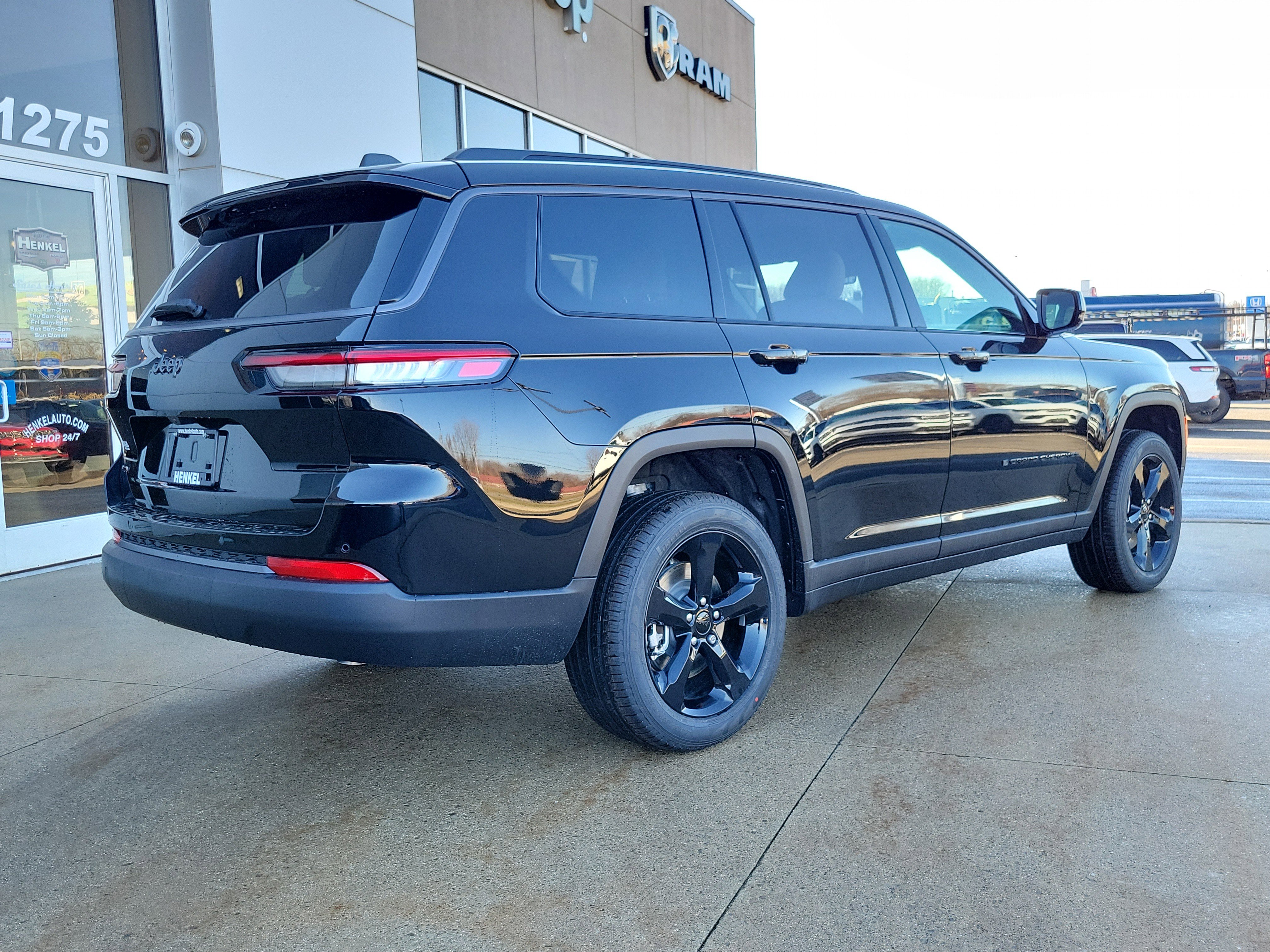 New 2026 Jeep Grand Cherokee L Limited image 4