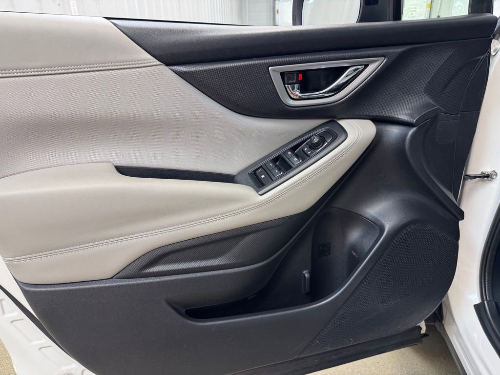 Used 2023 Subaru Forester Premium image 8