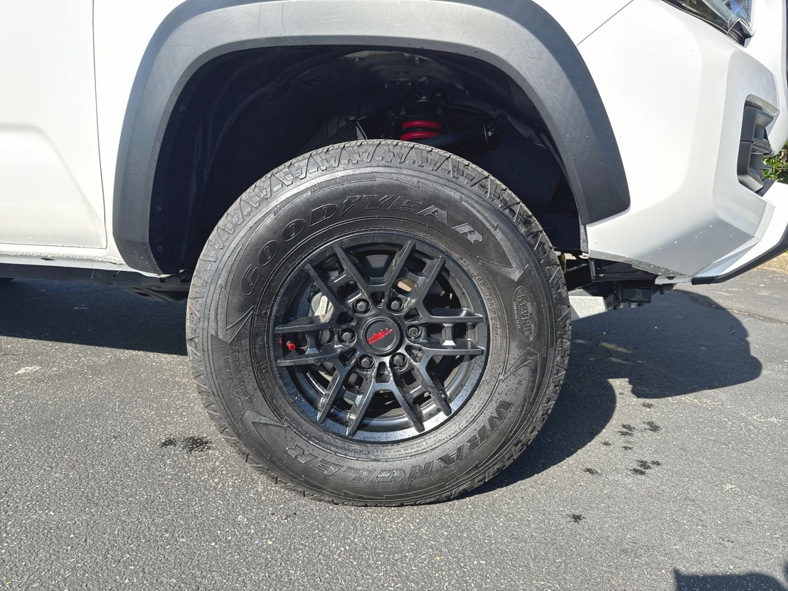 Used 2021 Toyota Tacoma TRD Pro image 2