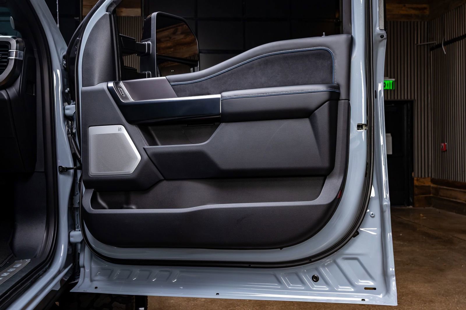 Used 2026 Ford F250 Platinum image 37