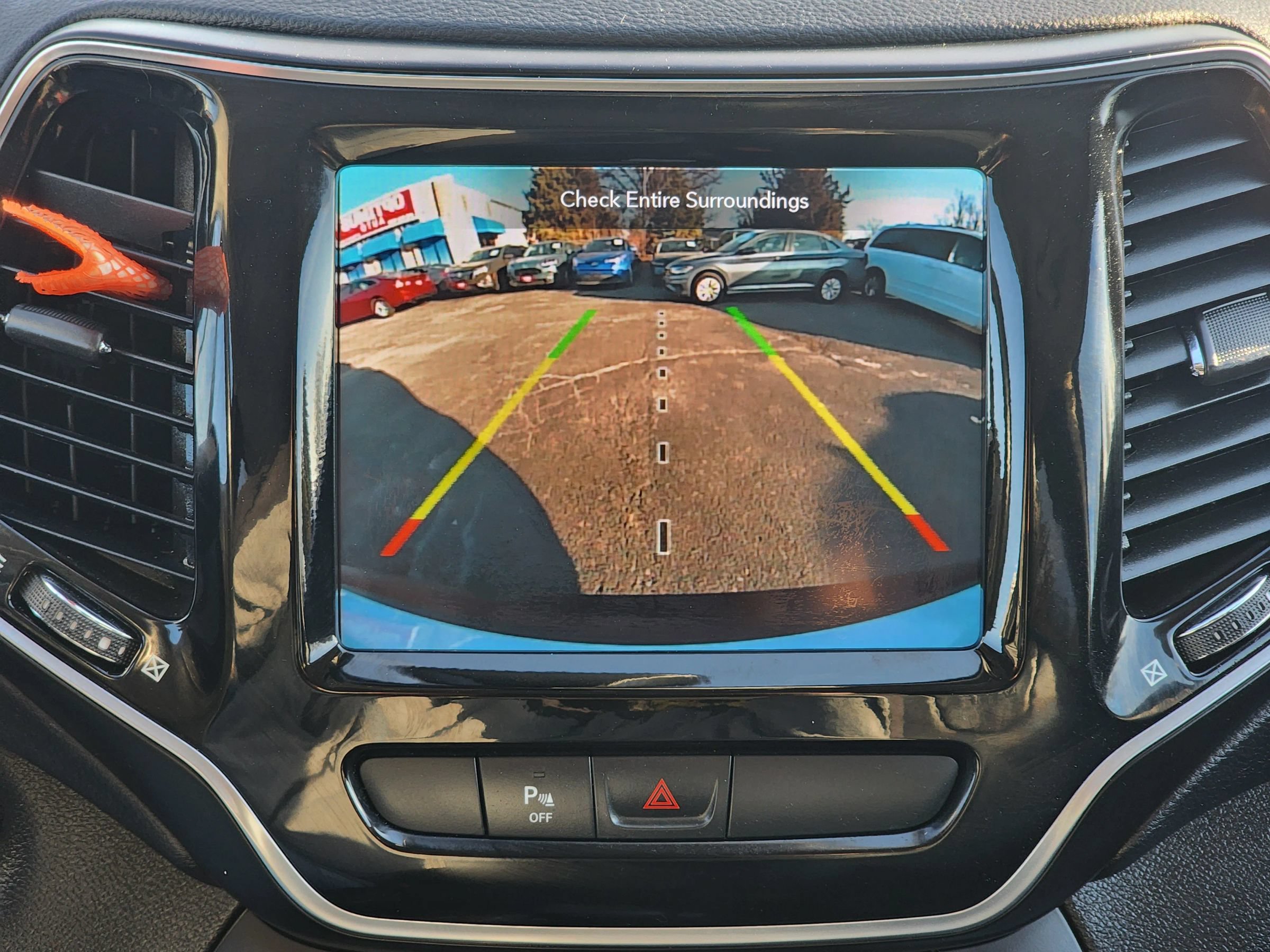 Used 2019 Jeep Cherokee Limited AWD/4WD image 15