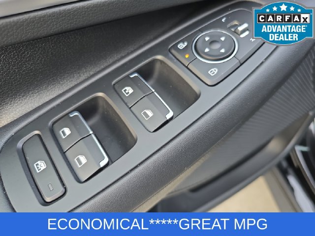 Used 2026 Hyundai Sonata SE FWD image 27