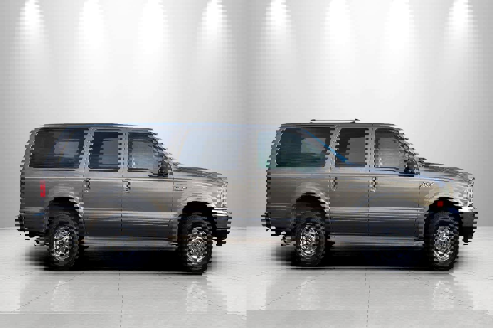 Used 2003 Ford Excursion Limited image 8