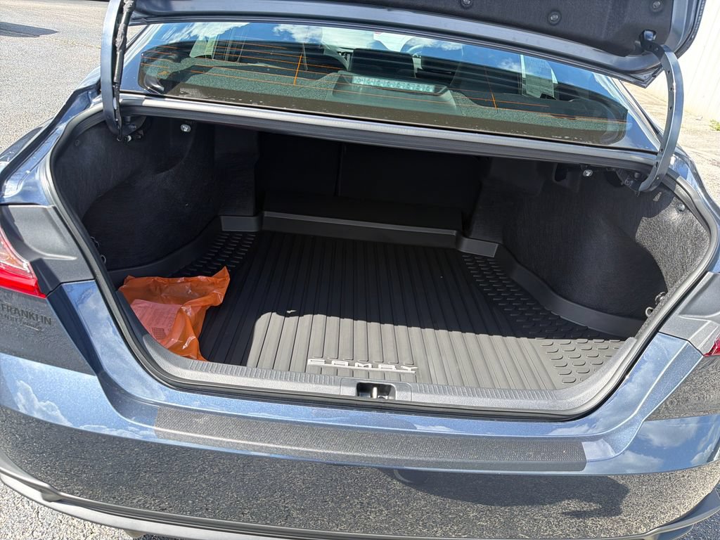 New 2026 Toyota Camry SE w/ Multimedia Upgrade Package FWD image 23