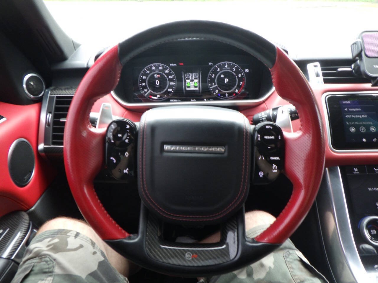 Used 2018 Land Rover Range Rover Sport SVR AWD/4WD image 24