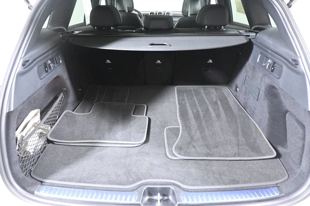 Certified 2026 Mercedes-Benz GLC 300 4MATIC image 36