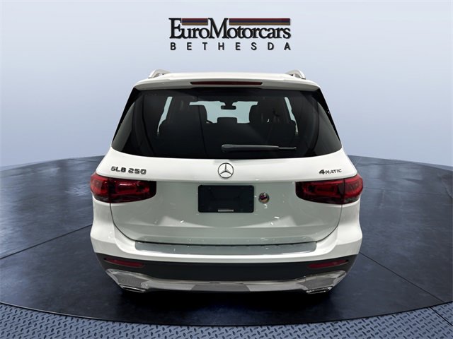 Certified 2022 Mercedes-Benz GLB 250 White image 4