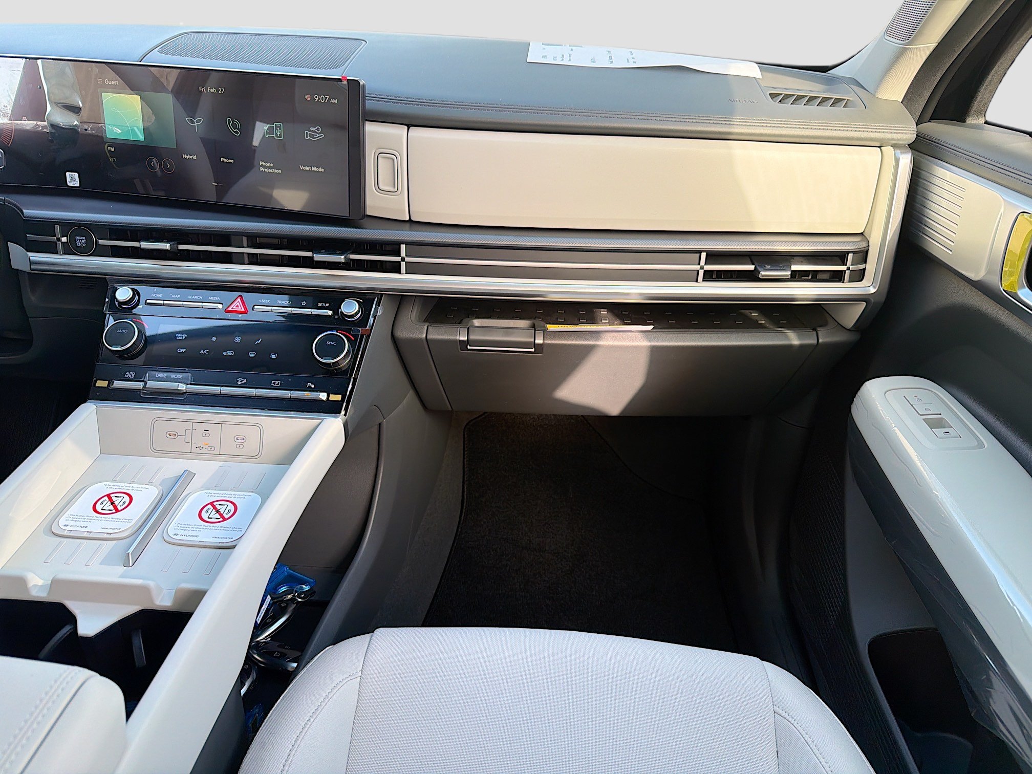 New 2026 Hyundai Santa Fe SE FWD image 19