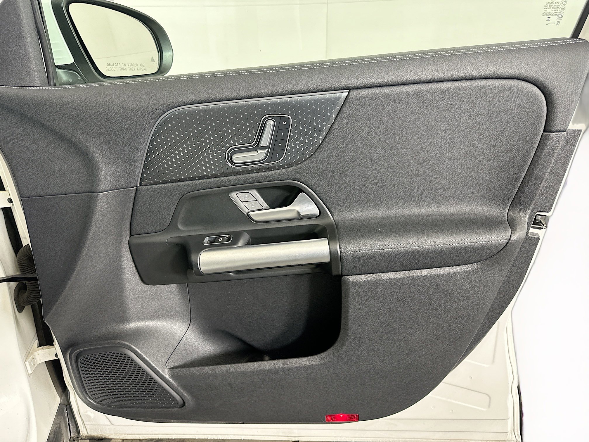 Used 2024 Mercedes-Benz GLA 250 image 32