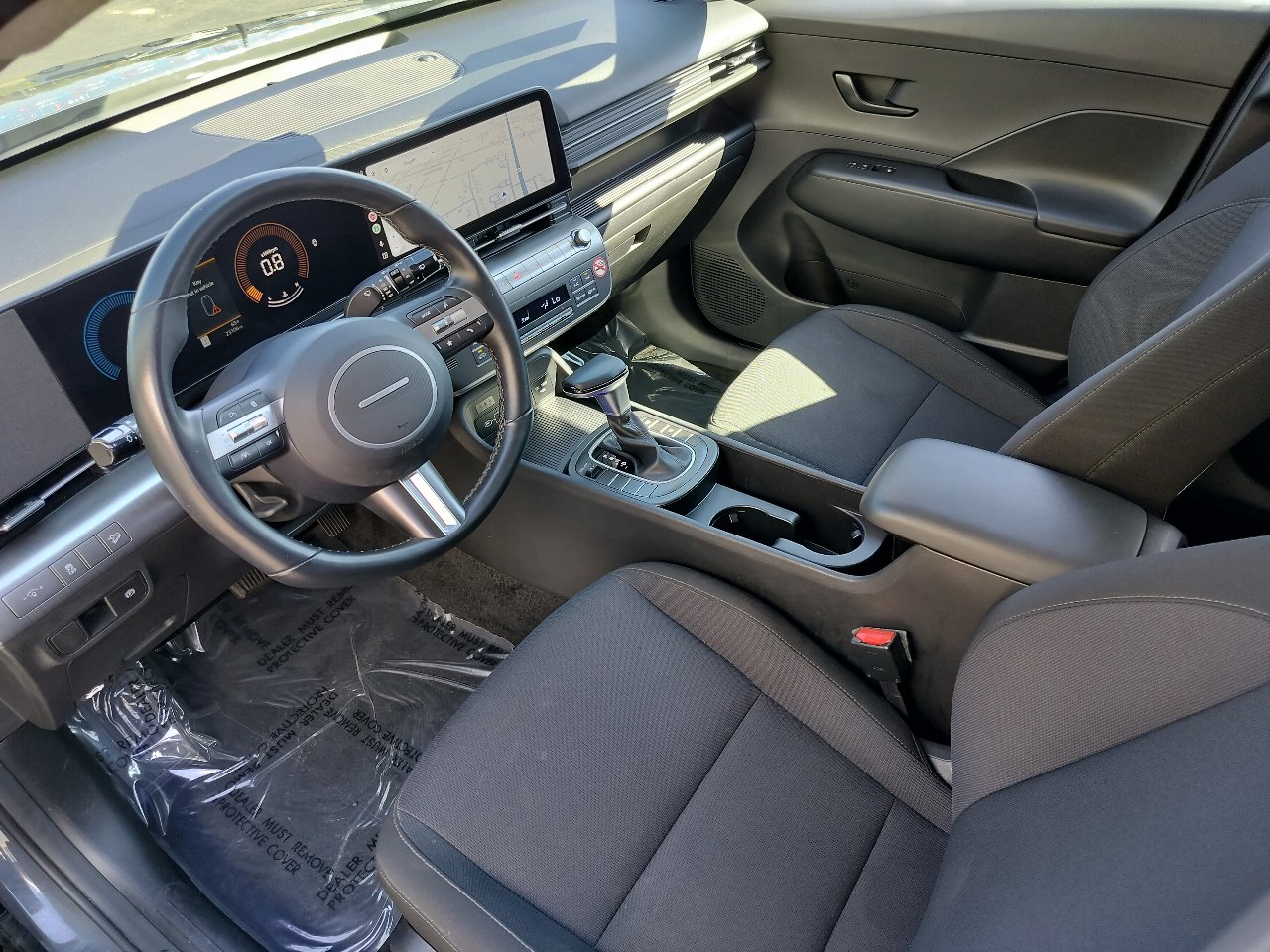 Used 2025 Hyundai Kona SEL image 13