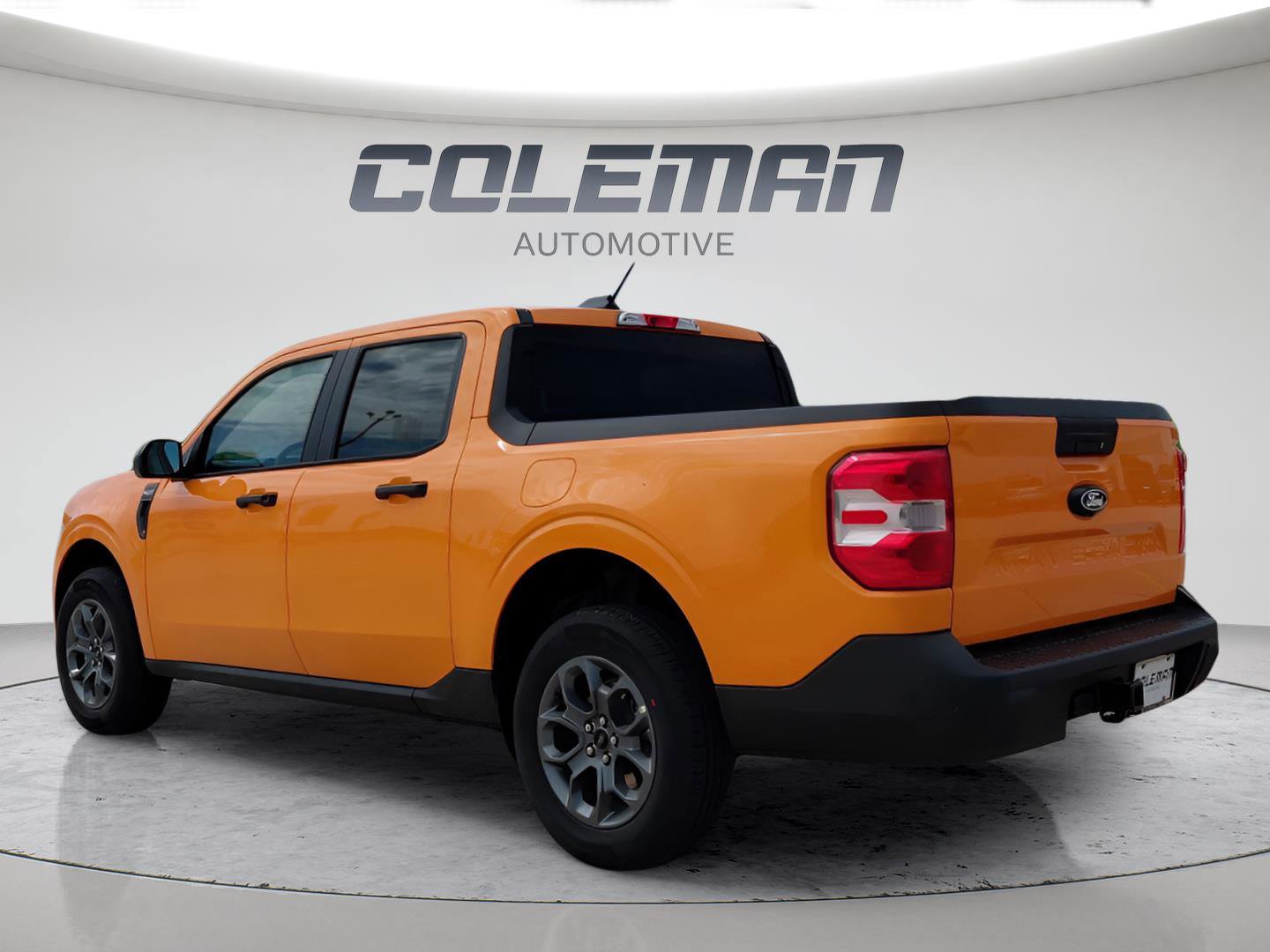 New 2026 Ford Maverick XLT w/ Equipment Group 301A AWD/4WD image 3