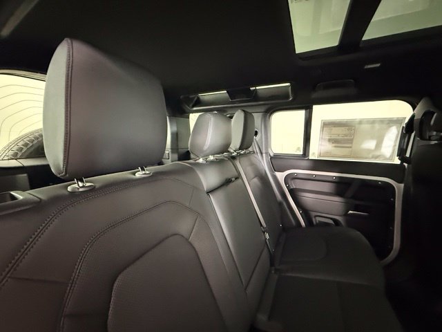 New 2026 Land Rover Defender 110 S AWD/4WD image 29