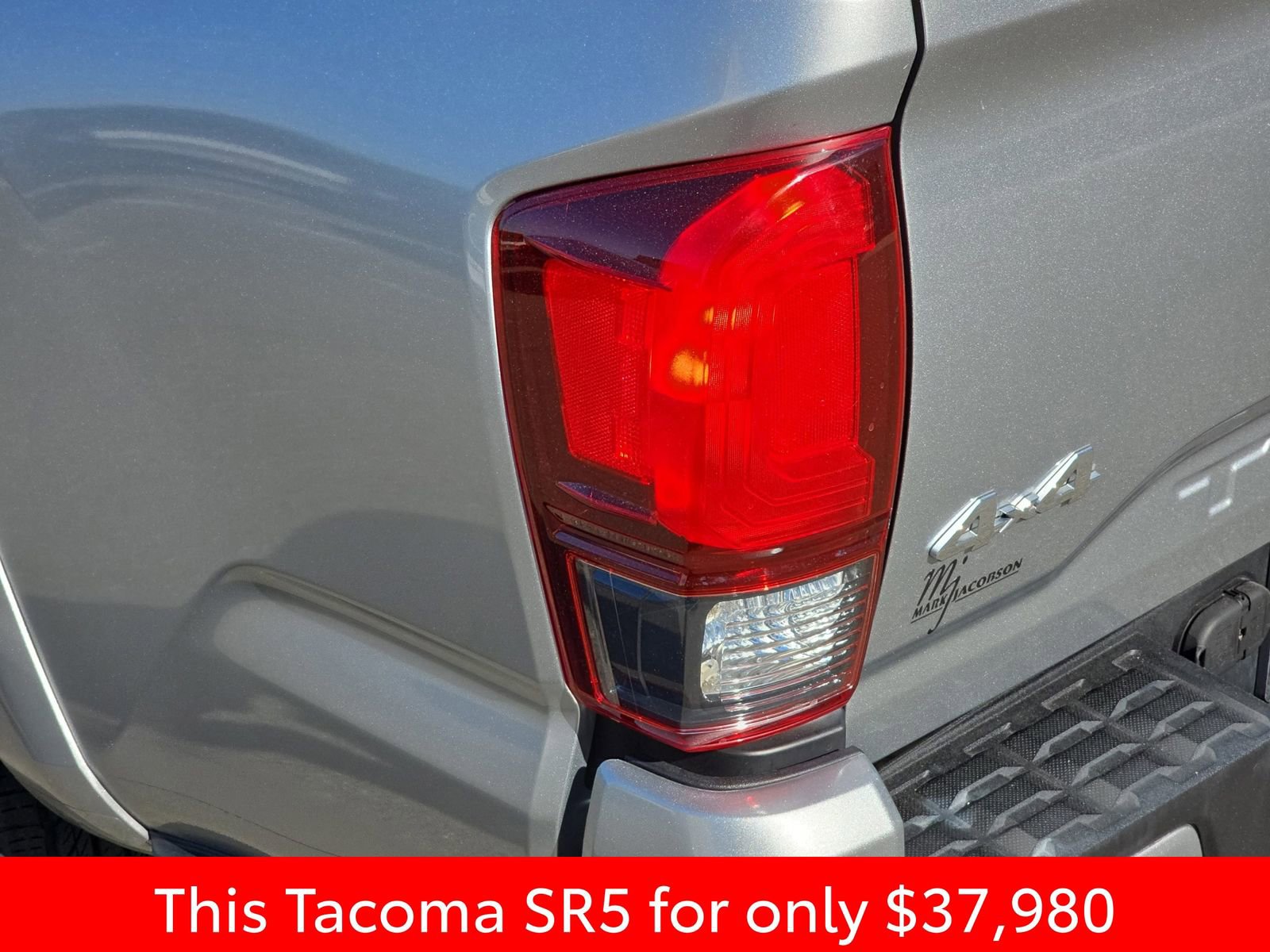 Used 2023 Toyota Tacoma SR5 w/ Technology Package AWD/4WD image 40