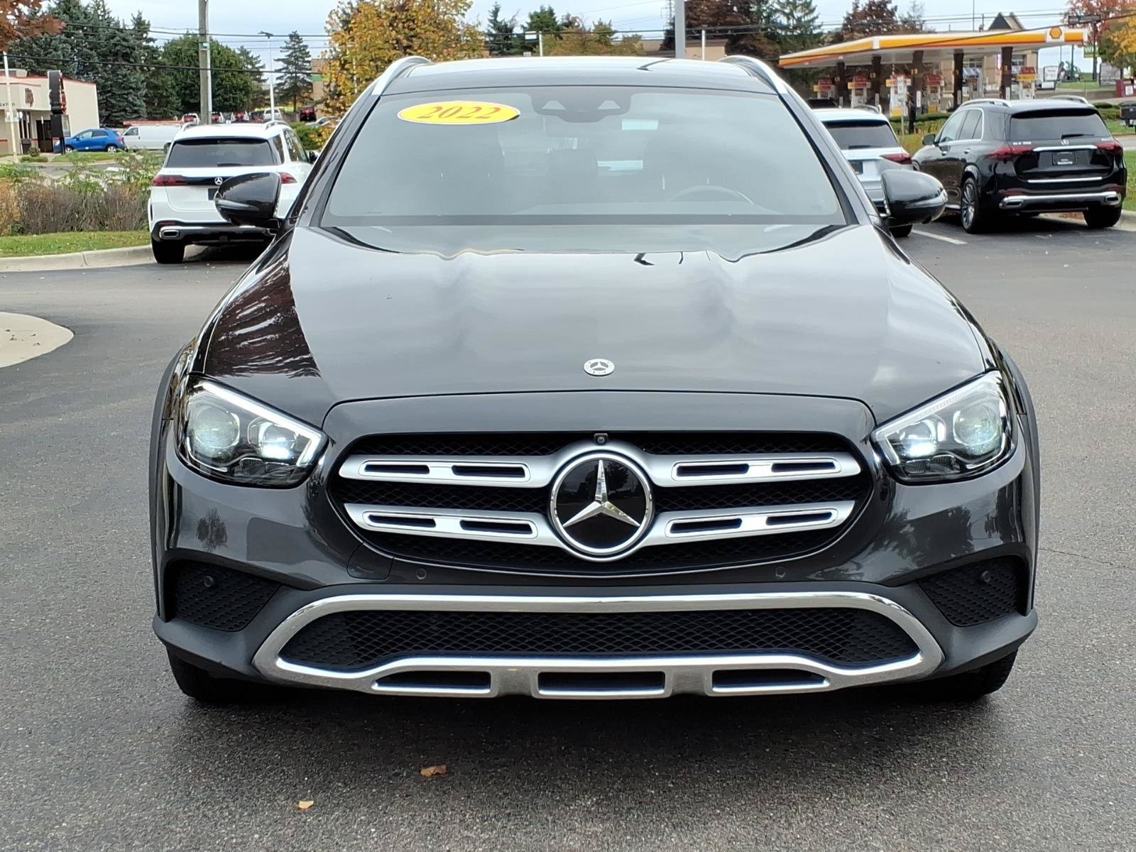 Used 2022 Mercedes-Benz E 450 4MATIC All-Terrain Wagon image 9