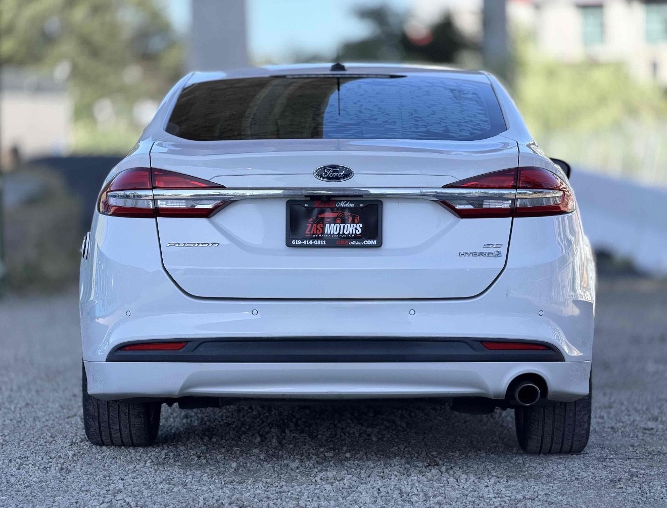 Used 2017 Ford Fusion SE w/ Equipment Group 602A FWD image 6