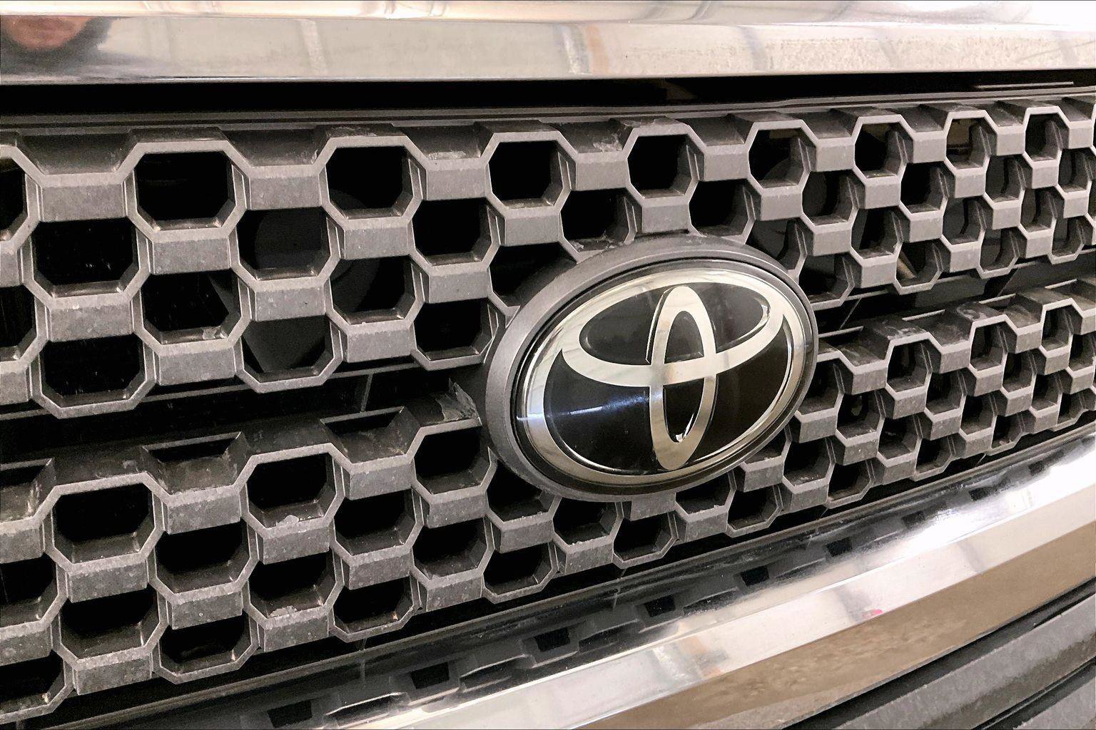 Used 2019 Toyota Tundra SR5 image 29