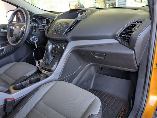 Used 2016 Ford Escape SE AWD/4WD image 4
