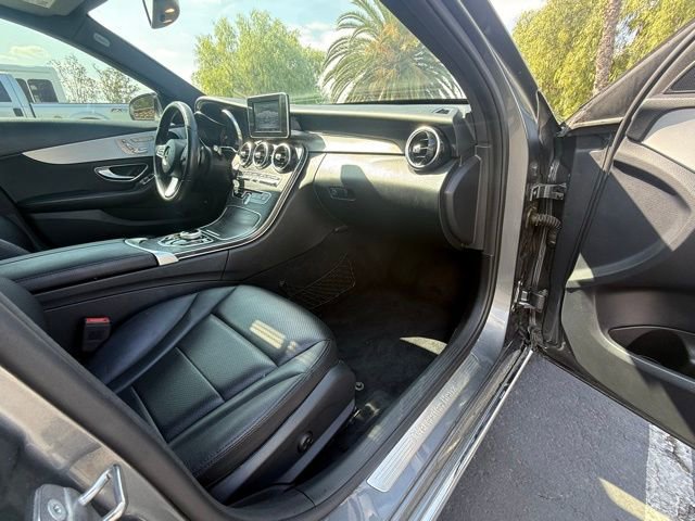 Used 2018 Mercedes-Benz C 300 4MATIC Sedan image 10