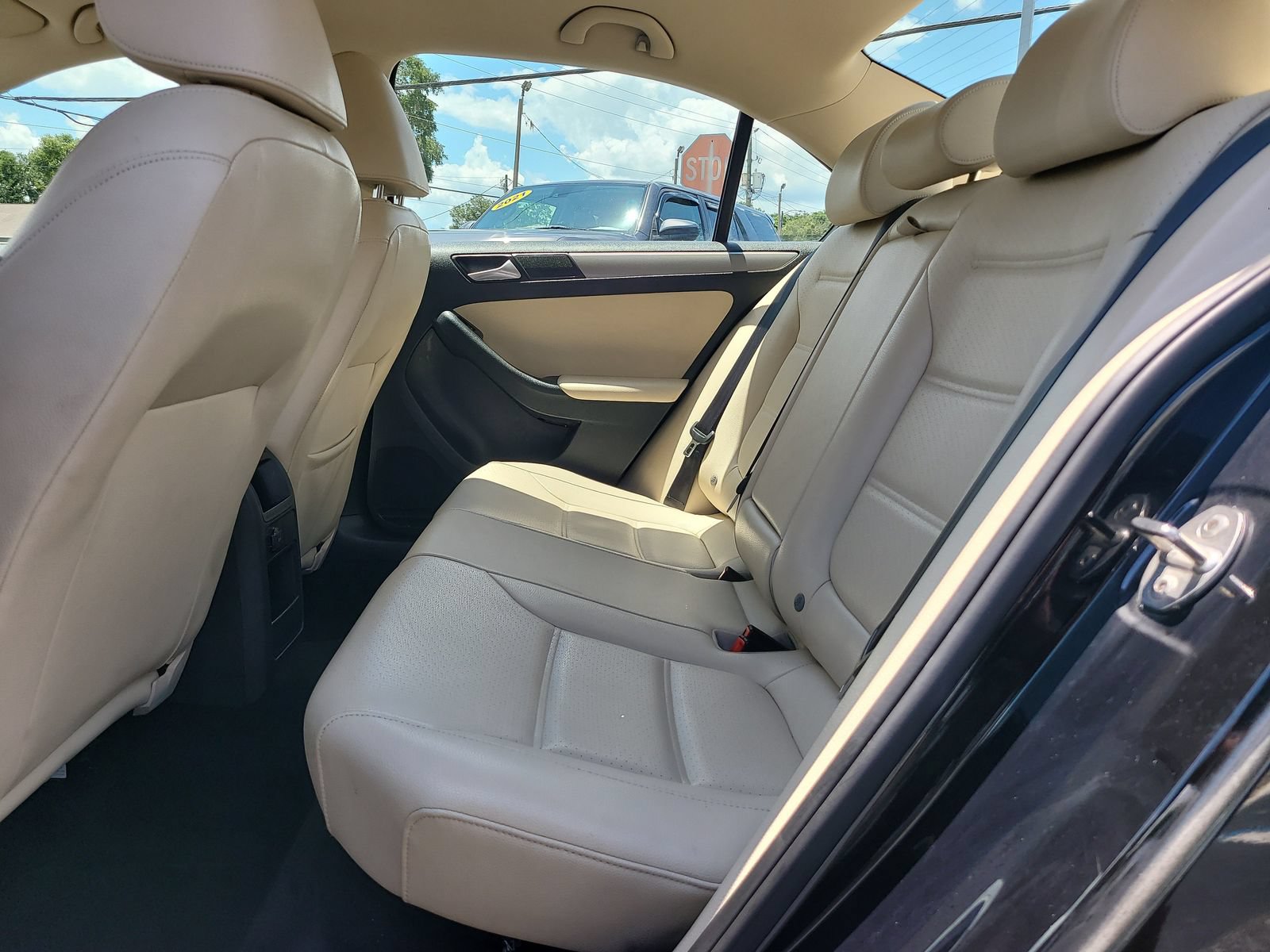 Used 2018 Volkswagen Jetta Wolfsburg Edition FWD image 9