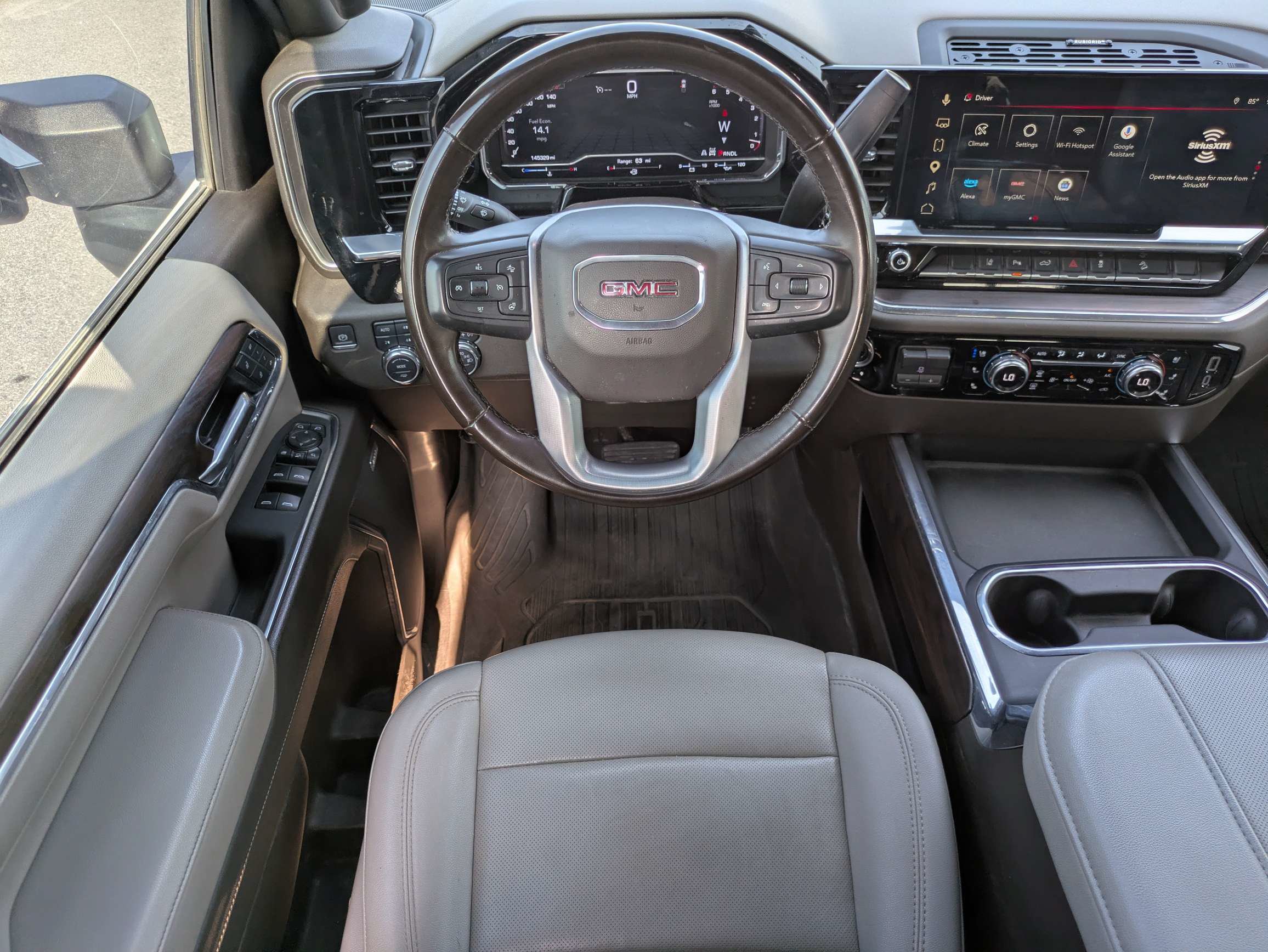 Used 2024 GMC Sierra 2500 SLT w/ SLT Premium Package AWD/4WD image 17