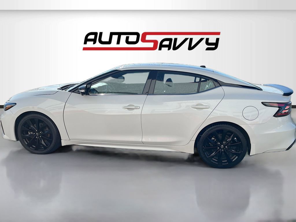 Used 2022 Nissan Maxima SR w/ Sport Mat Group image 4