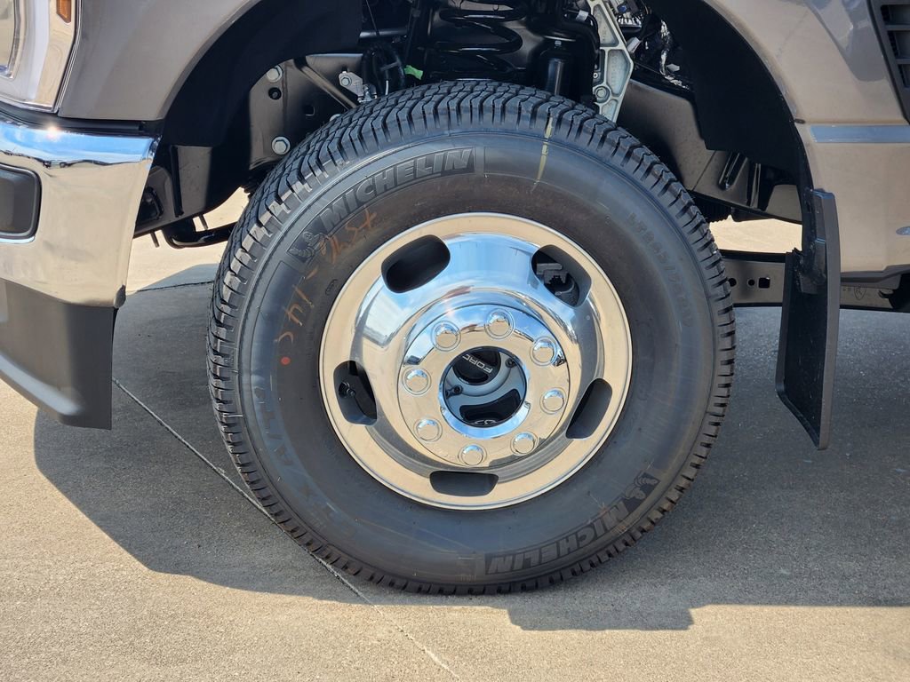 New 2026 Ford F350 Lariat image 8