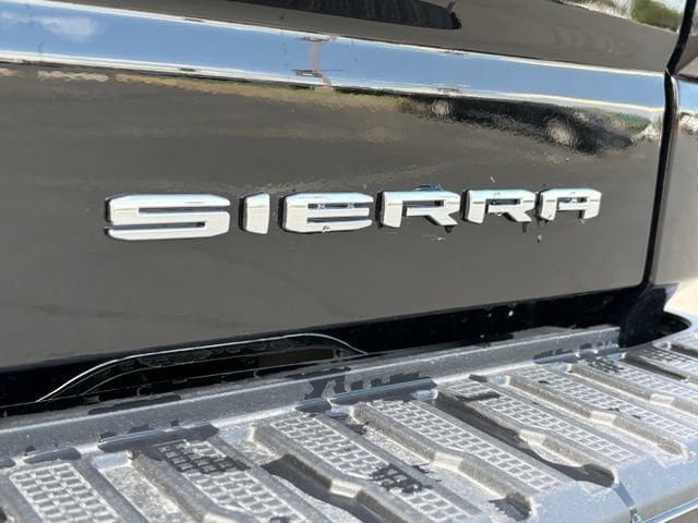 New 2026 GMC Sierra 1500 Denali w/ Technology Package AWD/4WD image 3