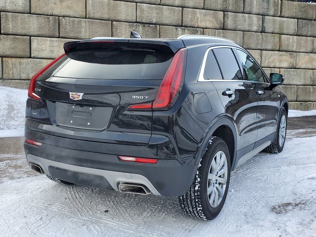 Certified 2023 Cadillac XT4 Premium Luxury w/ Cold Weather Package image 3