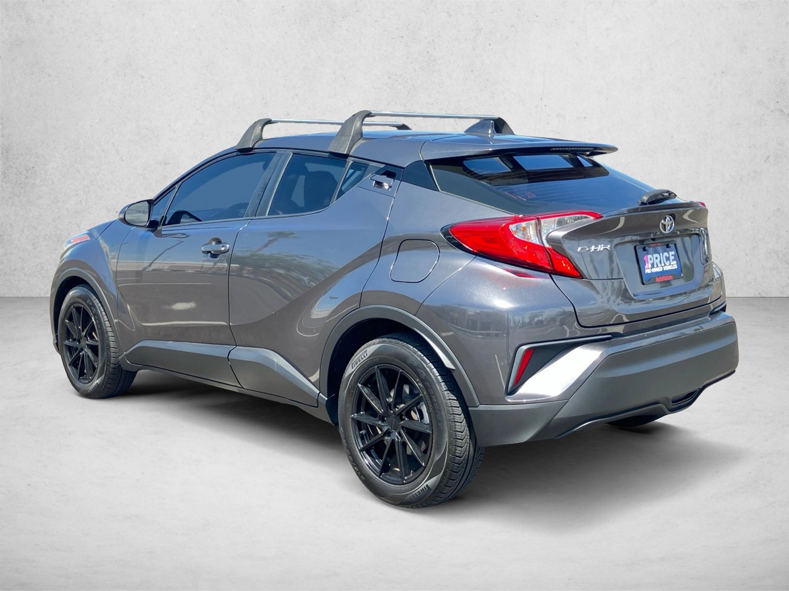 Used 2021 Toyota C-HR LE FWD image 7