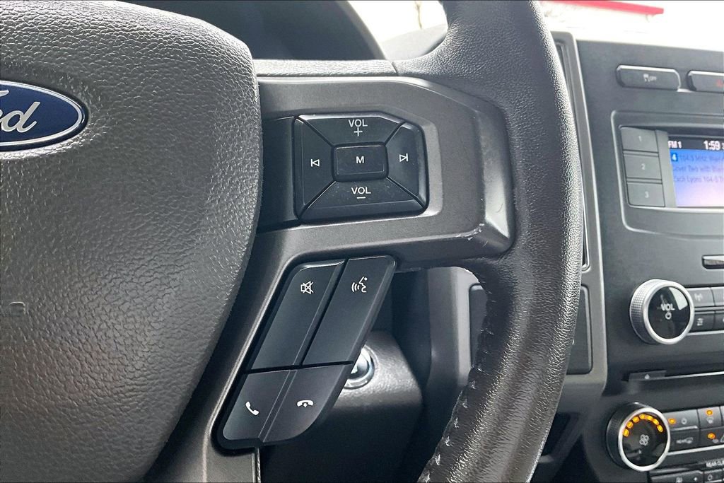 Used 2018 Ford Expedition XLT image 12