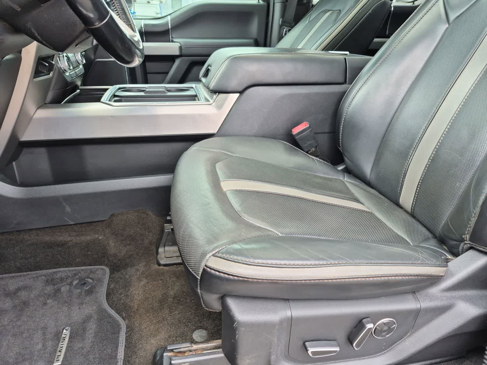 Used 2018 Ford F350 Platinum w/ Platinum Ultimate Package AWD/4WD image 10