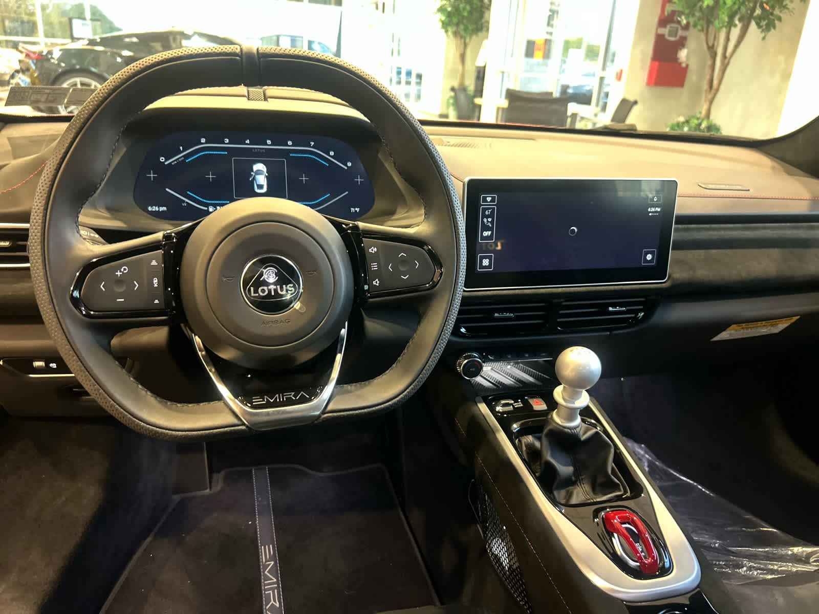 New 2025 Lotus Emira image 6