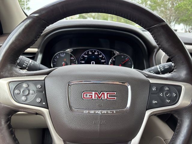 Used 2017 GMC Acadia Denali image 32