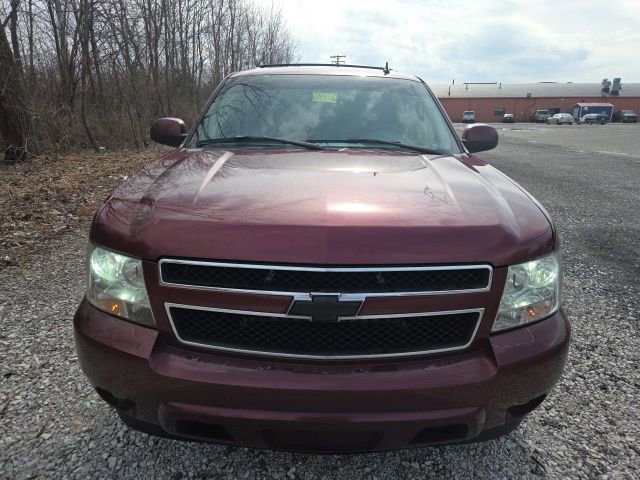 Used 2008 Chevrolet Suburban LT image 3