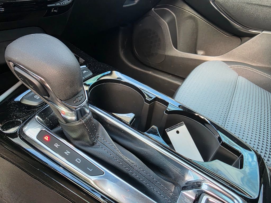 Certified 2025 Chevrolet Trax LT image 17