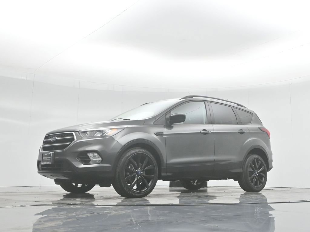Used 2019 Ford Escape SE image 47
