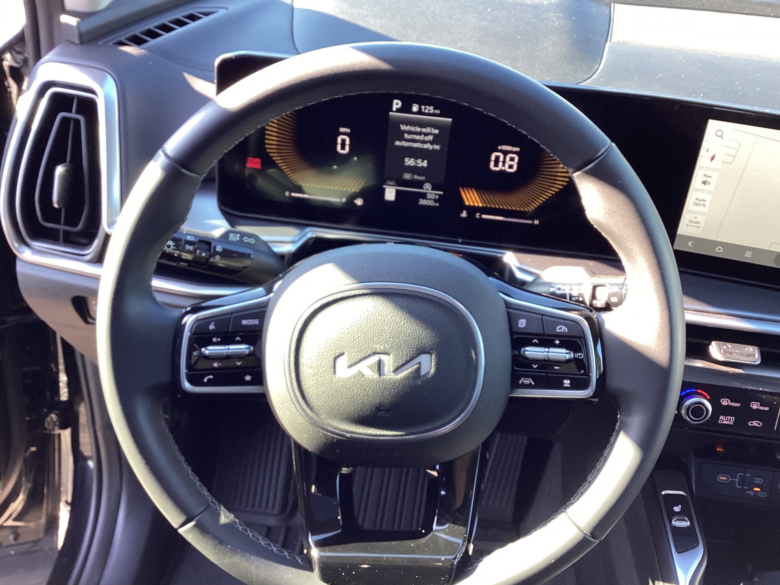 Used 2025 Kia Sorento EX w/ Panoramic Sunroof Package image 19
